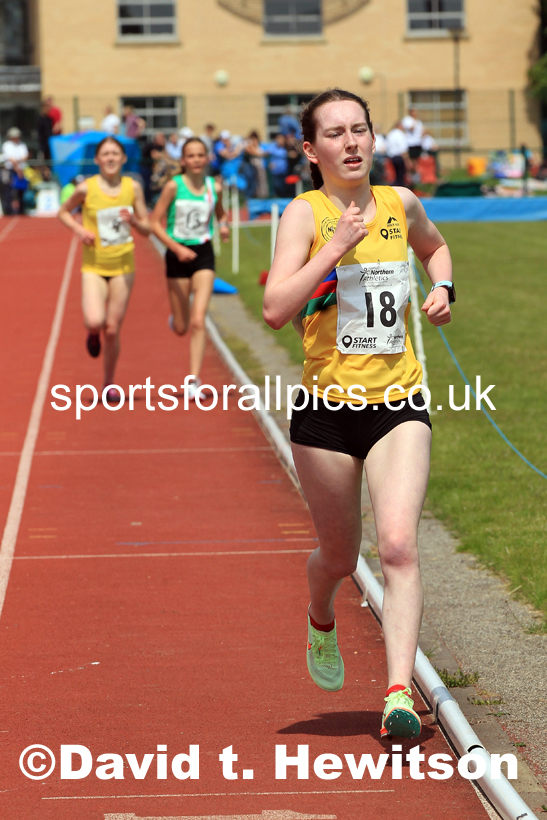 Womens Under-17s 3000 metres, 2022 Northern Inter Counties U17s and U15s Track and Field, York, Thursday, June 2nd. Photo: David T. Hewitson/Sports for All Pics